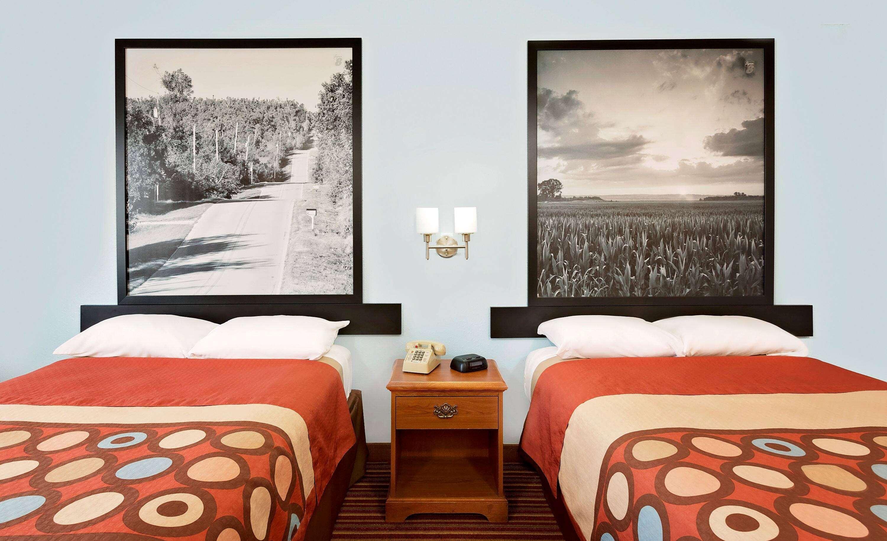 Hotel Super 8 By Wyndham Rock Port Mo Extérieur photo